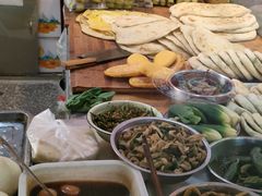 -滨海新区濒开里菜市场