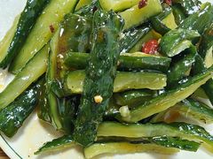 酸辣瓜条-清真永恒华威肉饼(潘家园店)