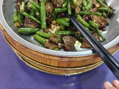 豆角炒肉-温汤大酒店餐厅