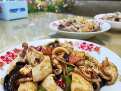 -崴海渔村(虹梅路店)