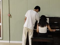 -极限PLAY运动娱乐新世界·团建派对潮玩休闲馆·室内蹦极高空游乐园