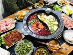 -重庆故事姊妹老火锅(财经学院店)