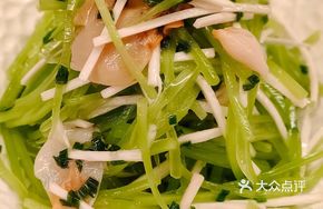 Bamboo Shoot Threads with Water Chestnuts and Red Abalone