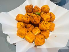 黑松露脆皮豆腐粒-桂满陇·杭州小馆(巴黎春天浦建店)
