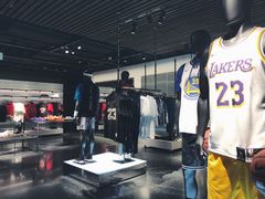 -NIKE品牌体验店(南京东路店)