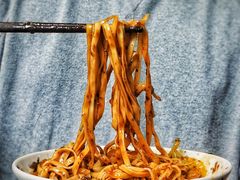 -李与白包子铺(桐梓林店)