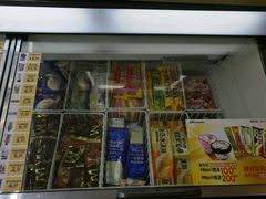 -全家便利店(愚园店)