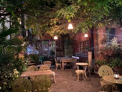 -古董花园(思南路42弄小区店)