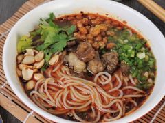 -老滕家过桥米线(金鱼胡同店)