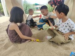 -季高兔窝窝亲子园(上海薰衣草公园店)