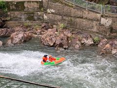 -安吉龙王山峡谷漂流