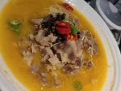 酸汤肥牛-豆蔻电影主题餐厅(四牌楼店)