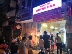 门面-Bánh Mì Huynh Hoa