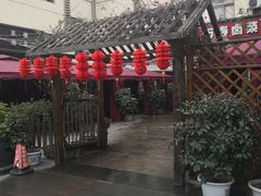 景观位-老鼎万春卤菜(五代传承创始老店)