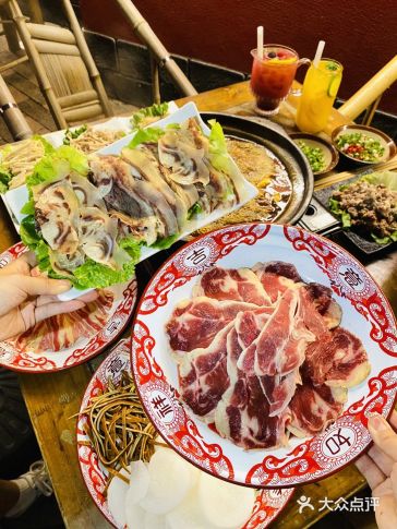 家人们超级无敌巨好吃渣渣牛肉火锅找到了…