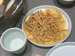 -宴全牛粤来越牛潮汕鲜牛肉火锅(海州万达广场店)