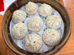 -莱莱小笼·乔艾