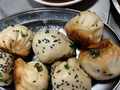 -老上海食惠裡小籠包生煎包