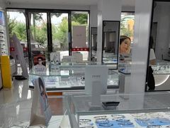 -光明眼镜·蔡司授权(徐泾店)