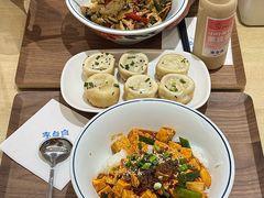 -李与白包子铺(桐梓林店)