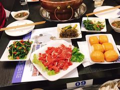 -楼外楼大刀肉传统火锅(西安大路店)