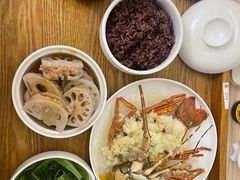 -雪梅月子中心(华侨城店)