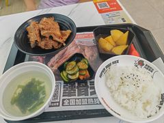 -犟骨头排骨饭•大骨面(弘阳广场店)