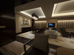 -成都保利公园皇冠假日酒店(熊猫基地店)