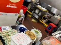 -建国蚵煎蚵面