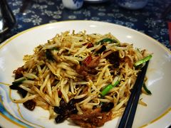 -旺角小渔村·海肠捞饭开创者(环山路店)