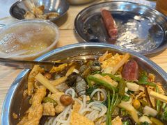 -柳州肥姨妈大骨螺蛳粉(东靖路店)