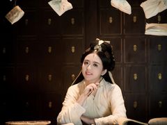 -九月鹰飞汉服摄影工作室