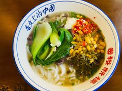 裕新楼招牌杀猪三鲜粉-裕新楼粉面馆·石磨手工粉(四方坪店)