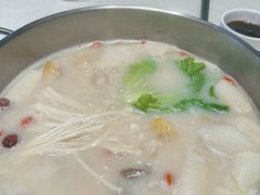 -煲王粤菜餐厅(中侨中心店)