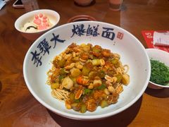 -李犟大爆鳝面·手工蟹黄包(湖滨西湖店)