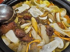 -菌之家·专业纯野生菌火锅·特色炒菌