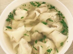 -周震馄饨
