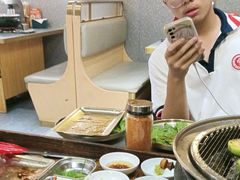 -围炉肉舍•炭烤活鳗•丹东海鲜烤肉(步行街店)