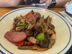 菌菇炒腊肉-妈妈的味道(和顺古镇店)