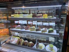 面包甜点陈列柜-野上麦田(中贸广场店)