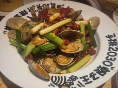 -喝丢一只鞋海鲜烧烤·海肠捞饭(东关街店)