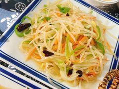 酸辣土豆丝-八两八金·莱芜特色炒鸡(市南漳浦路店)