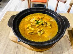-极有家小鱼小鸡石锅煲(佳兆业店)