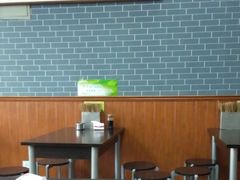 大堂-何胖子丸子汤(南海街店)