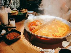 -湊湊火锅·茶憩(杭州湖滨银泰in77店)