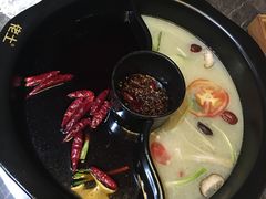 -佬土鹅肠火锅(解放路店)
