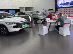 -弘仁宝佳比亚迪4S店(宝山旗舰店)