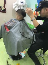 -小咖儿童理发(晶采大厦店)
