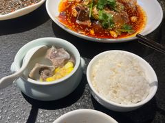 -万重锦·人文川菜馆(骡马市店)