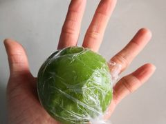 咸蛋黄肉松青团-同济大学本部学苑饮食广场